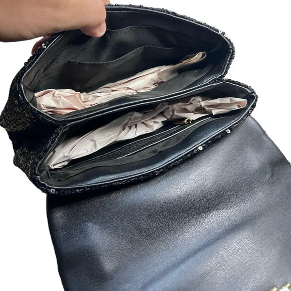 Badgley Mischka Black Sequin Crossbody Bag - Picture 7 of 7